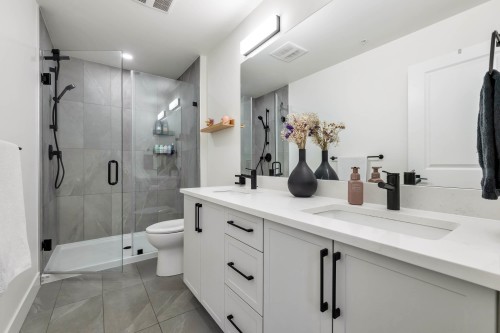 124-7506 199A Street, Langley, BC 