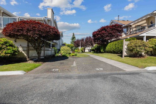 39-9271 122Nd Street, Surrey, BC 