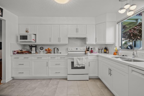 39-9271 122Nd Street, Surrey, BC 