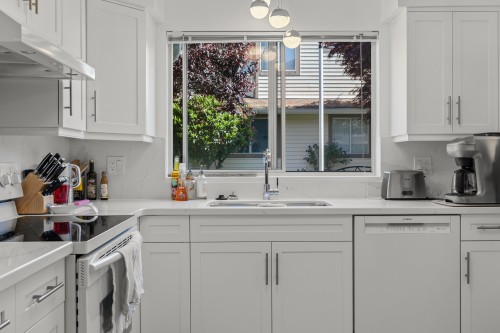 39-9271 122Nd Street, Surrey, BC 