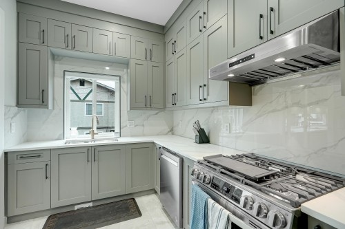 17246 59 Avenue, Surrey, BC 