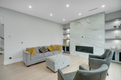 17246 59 Avenue, Surrey, BC 