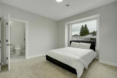 17246 59 Avenue, Surrey, BC 