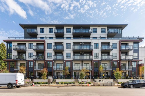309-5398 207 Street, Surrey, BC 