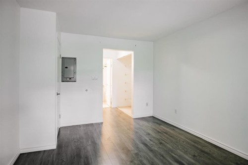 307-15210 Guildford Drive, Surrey, BC 