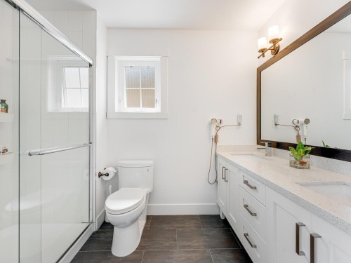 2238 164A Street, Surrey, BC 