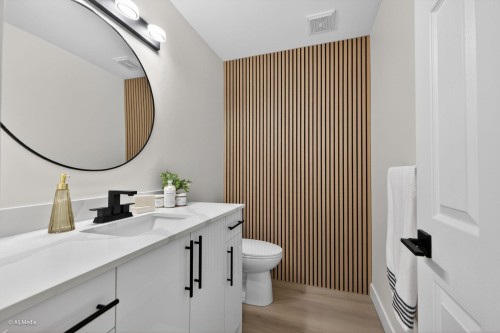 803-10620 150 Street, Surrey, BC 