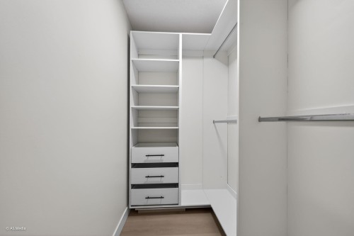 803-10620 150 Street, Surrey, BC 