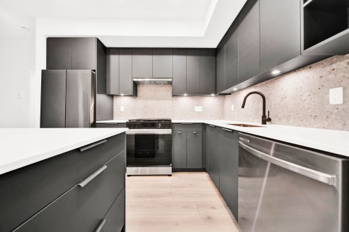 109-7936 206 Street, Langley, BC 