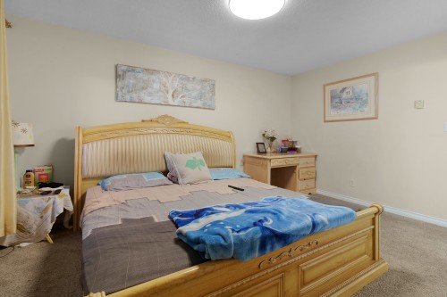 202-7064 133B Street, Surrey, BC 