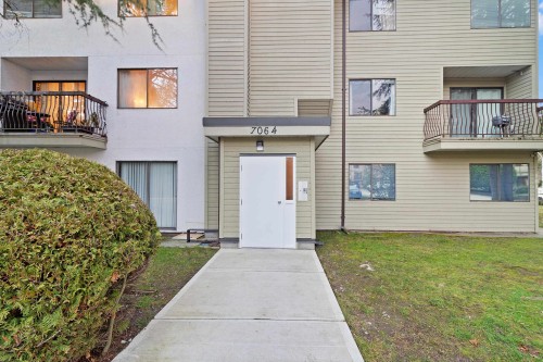 202-7064 133B Street, Surrey, BC 