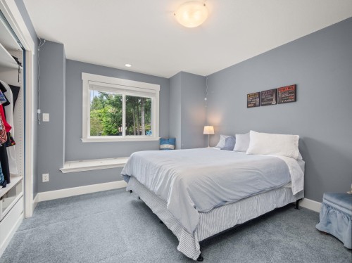 12035 56 Avenue, Surrey, BC 