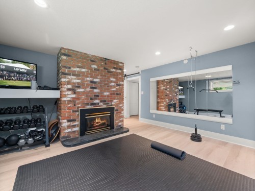 12035 56 Avenue, Surrey, BC 