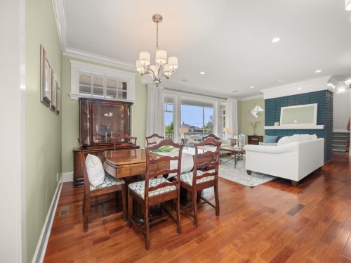 12035 56 Avenue, Surrey, BC 