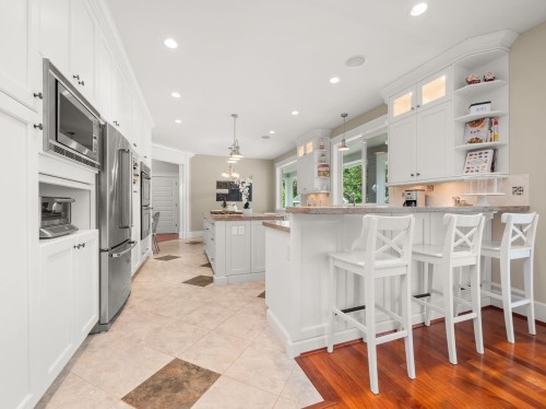 12035 56 Avenue, Surrey, BC 