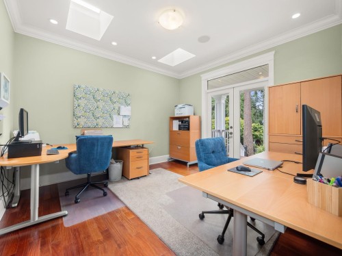 12035 56 Avenue, Surrey, BC 