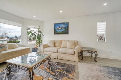 11866 98 Avenue, Surrey, BC 