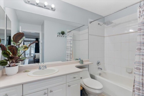 102-20228 54Th Avenue, Langley, BC 