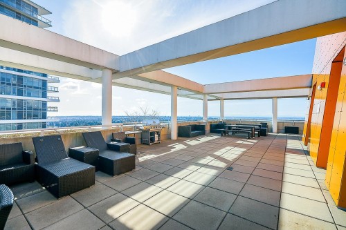 1206-13303 Central Avenue, Surrey, BC 