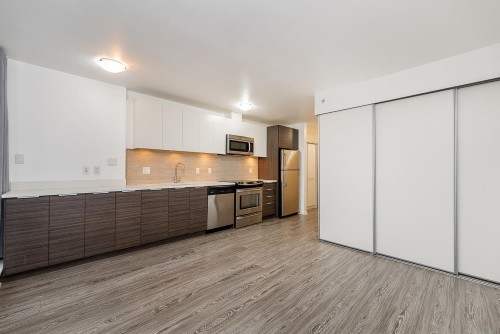 1206-13303 Central Avenue, Surrey, BC 