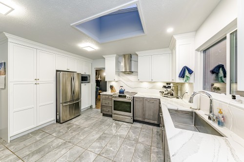 2523 Sunnyside Crescent, Abbotsford, BC 