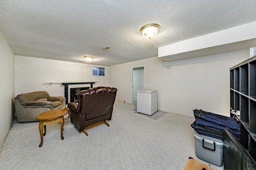 2523 Sunnyside Crescent, Abbotsford, BC 