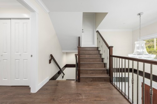 13766 North Bluff Road, White Rock, BC 