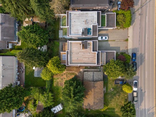 13766 North Bluff Road, White Rock, BC 