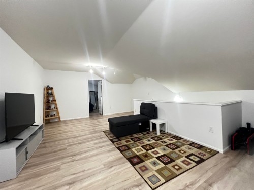 75-12110 75A Avenue, Surrey, BC 