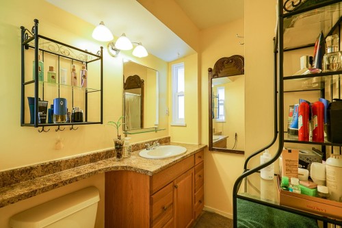 14145 101 Avenue, Surrey, BC 