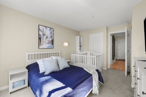 210-22025 48 Avenue, Langley, BC 