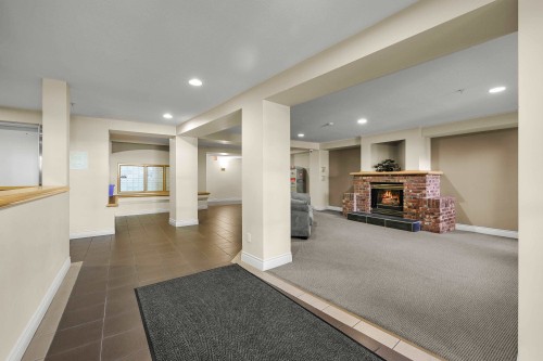 210-22025 48 Avenue, Langley, BC 