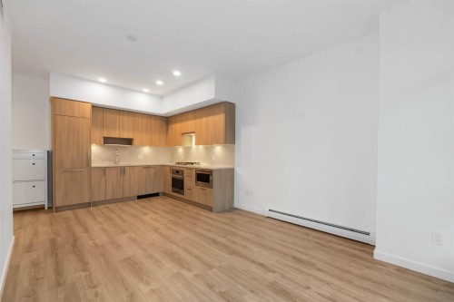 206-13350 Central Avenue, Surrey, BC 