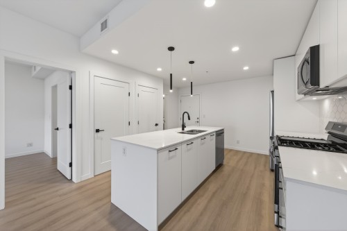 305-20077 84 Avenue, Langley, BC 