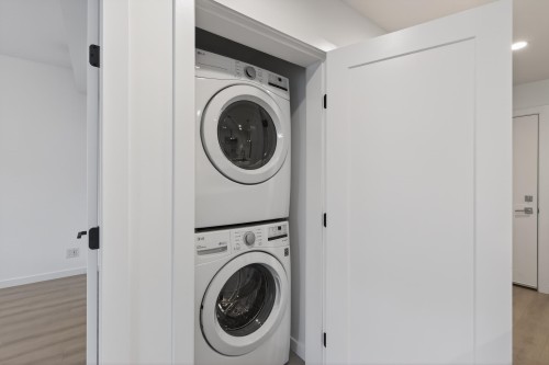 305-20077 84 Avenue, Langley, BC 