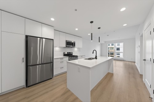 305-20077 84 Avenue, Langley, BC 