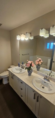 60-5957 152 Street, Surrey, BC 