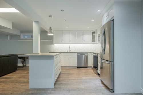 10037 158A Street, Surrey, BC 