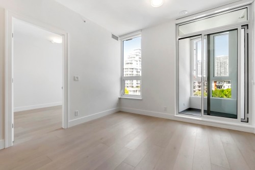 601-1342 Johnston Road, White Rock, BC 