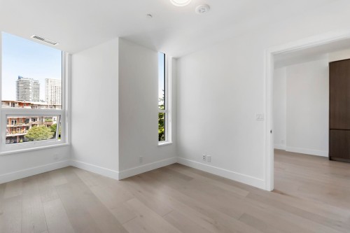 601-1342 Johnston Road, White Rock, BC 