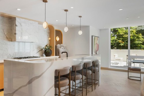 601-1342 Johnston Road, White Rock, BC 