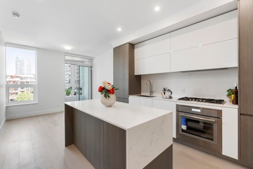 601-1342 Johnston Road, White Rock, BC 