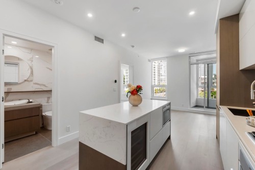 601-1342 Johnston Road, White Rock, BC 