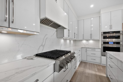 6723 122A Street, Surrey, BC 