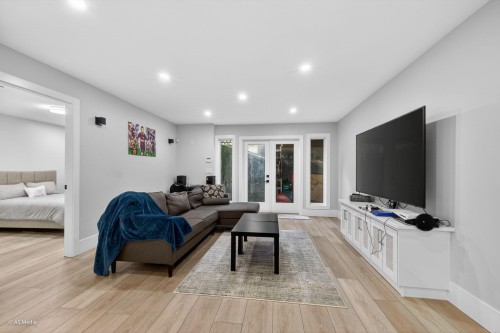 6723 122A Street, Surrey, BC 