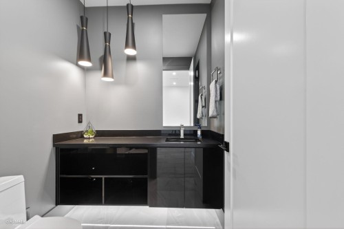 6723 122A Street, Surrey, BC 