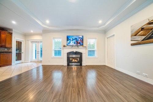 6368 189A Street, Surrey, BC 