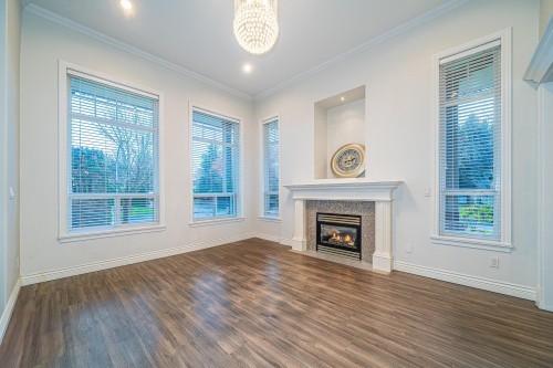 6368 189A Street, Surrey, BC 