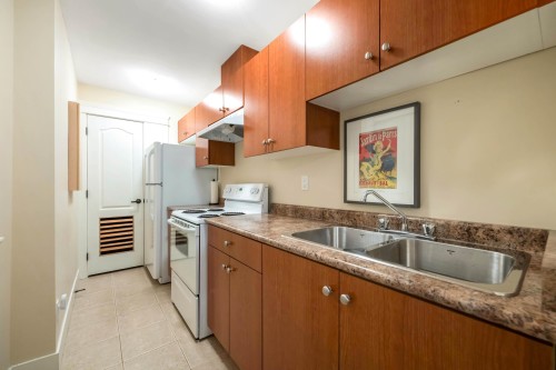 7137 196 Street, Surrey, BC 