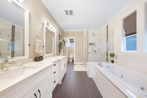 337 171A Street, Surrey, BC 